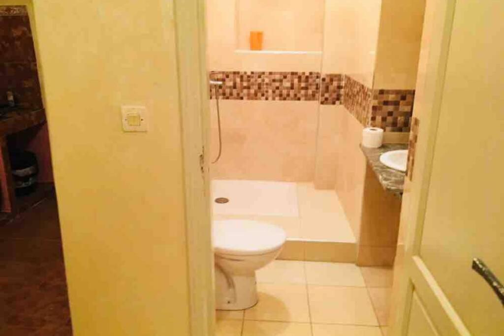 Nice 2 Bedrooms Apartment Near The Beach Rabat Eksteriør bilde